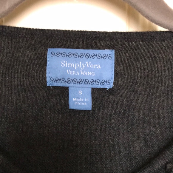 Simply Vera Ruffle Cardigan - Picture 3 of 3